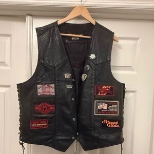 Black Leather Bikers Club Vest with Authentic Patches Harley Davidson XL Mens